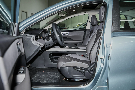 AI-10万左右新能源电动车 看重服务与混动经济性，荣威双车稳妥之选987.png