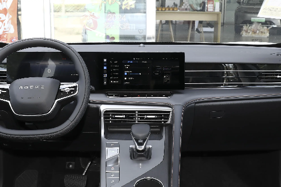 AI-老司机亲测：10万级混动SUV！荣威D5X DMH凭啥让我“墙裂”选择？782.png